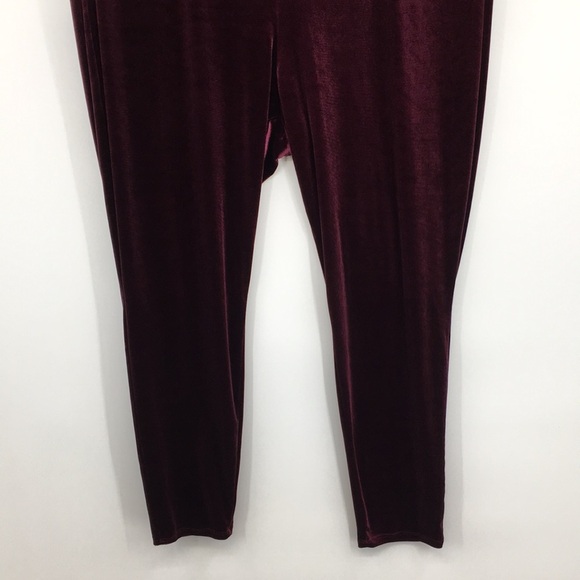Torrid Pants Womens 5 5X Wine‎ Velour Velvet Skinny Pull On Plush - Picture 3 of 12